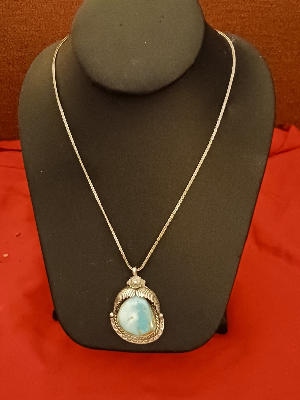 Sterling Silver Turquoise Pendant Necklace - Blue Stone - Picture 2 of 3